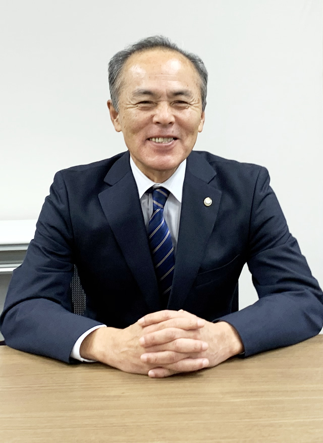 元国税・税理士　岩村 嘉一郎