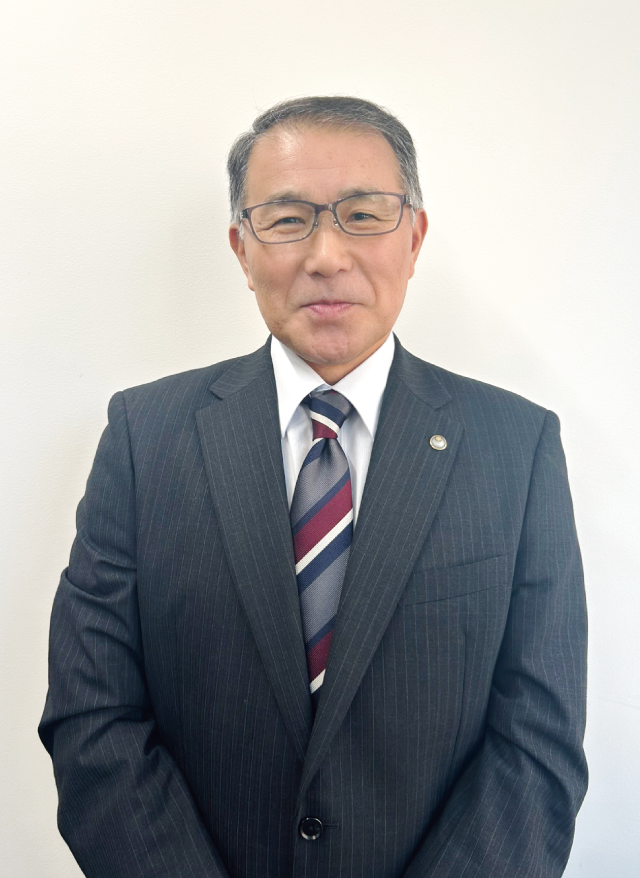 元国税・税理士　椎野 芳孝