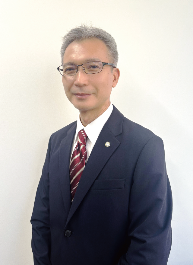 元国税・税理士　椎野 芳孝